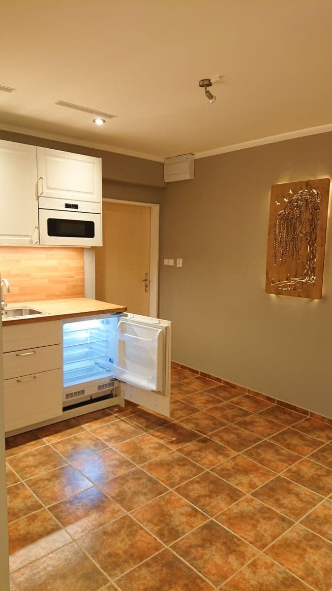 Predaj bytu 1-izbový 22 m², Felklova, Roztoky, Středočeský kraj Predaj bytu 1-izbový 22 m², Felklova, Roztoky, Středočeský kraj