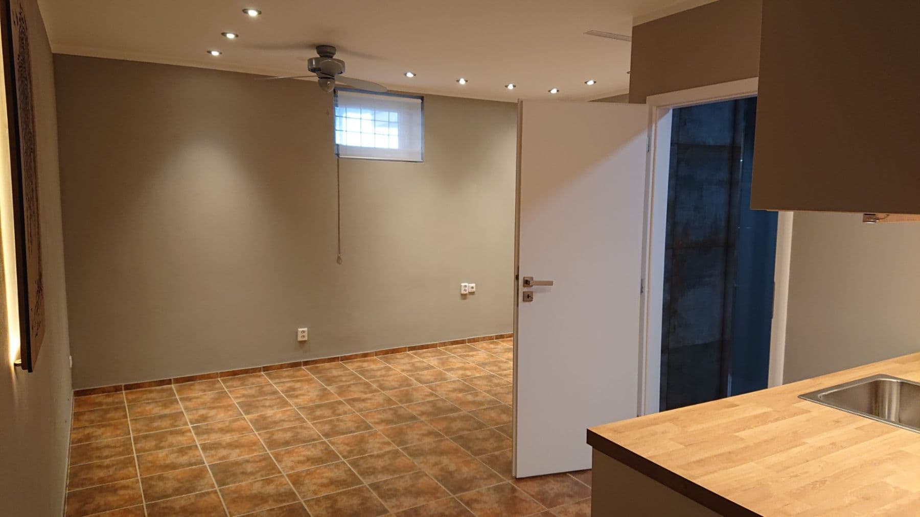 Predaj bytu 1-izbový 22 m², Felklova, Roztoky, Středočeský kraj Predaj bytu 1-izbový 22 m², Felklova, Roztoky, Středočeský kraj