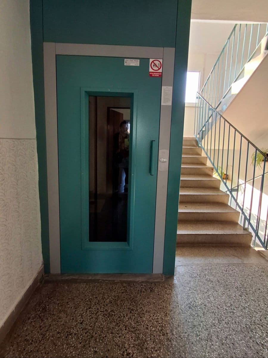 Prenájom bytu 1-izbový 39 m², Výškovická, Ostrava, Moravskoslezský kraj Prenájom bytu 1-izbový 39 m², Výškovická, Ostrava, Moravskoslezský kraj