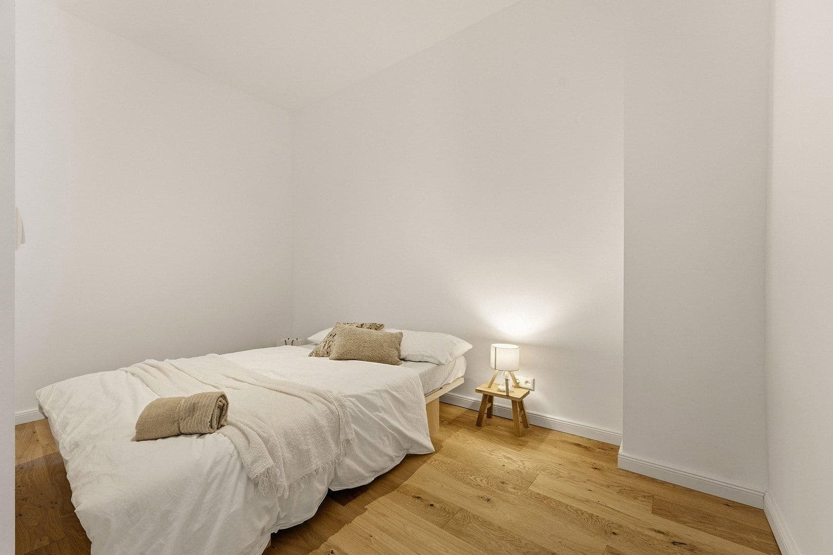 Predaj bytu 1-izbový 32 m², Berlin, Berlín Predaj bytu 1-izbový 32 m², Berlin, Berlín
