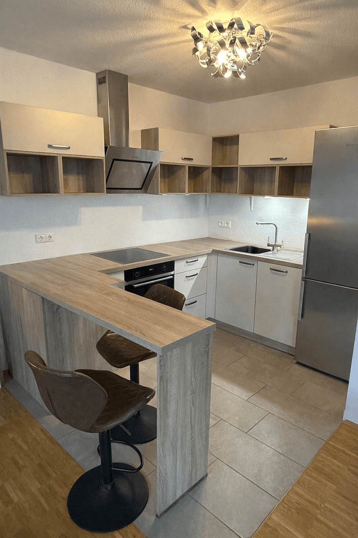 Prenájom bytu 2-izbový 56 m², Dietzenbach, Hesensko Prenájom bytu 2-izbový 56 m², Dietzenbach, Hesensko