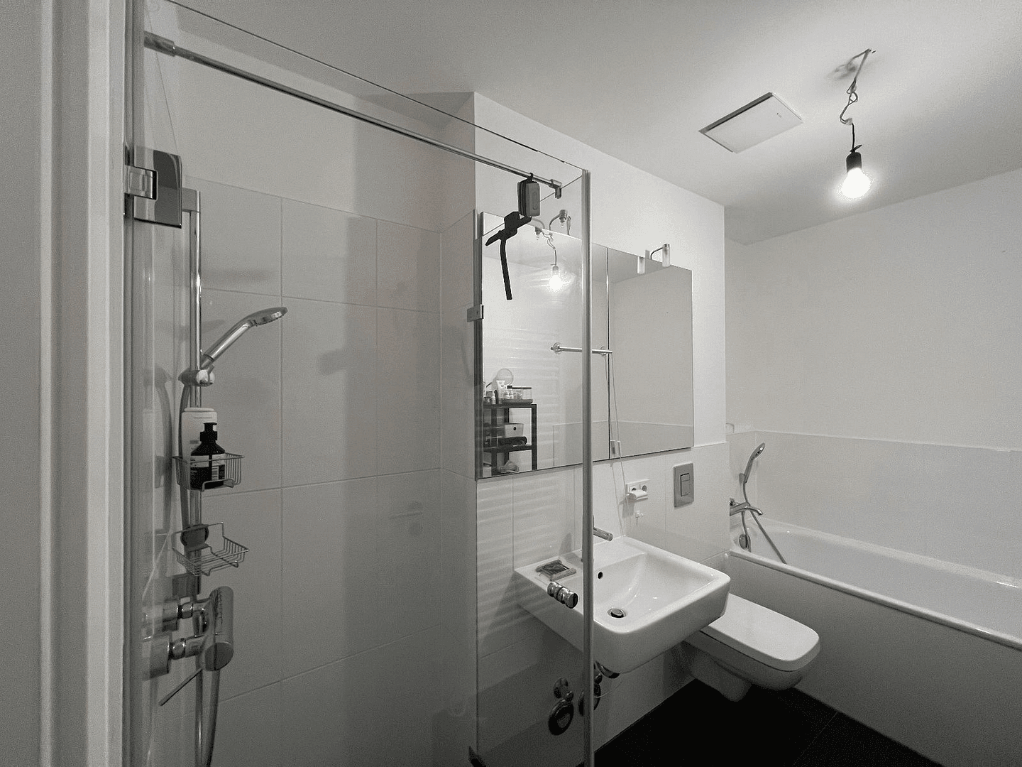 Prenájom bytu 2-izbový 60 m², Berlin, Berlín Prenájom bytu 2-izbový 60 m², Berlin, Berlín