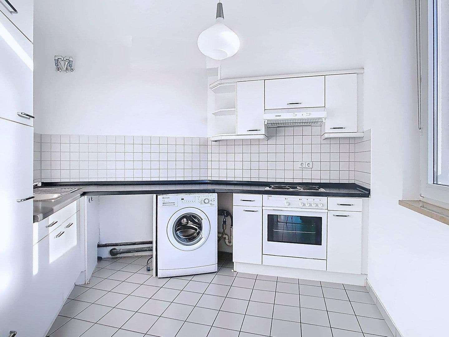 Predaj bytu 2-izbový 51 m², Berlin, Berlín Predaj bytu 2-izbový 51 m², Berlin, Berlín