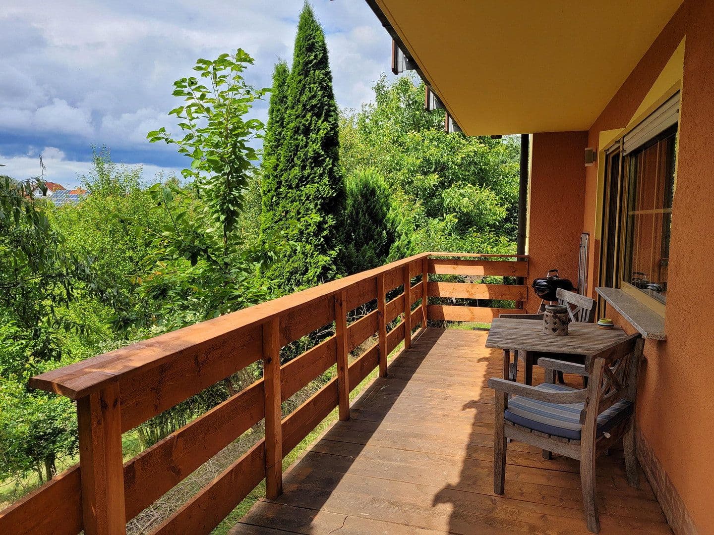 Predaj domu 170 m², pozemek 1.400 m², Burghaun, Hesensko Predaj domu 170 m², pozemek 1.400 m², Burghaun, Hesensko