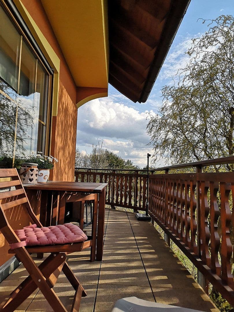 Predaj domu 170 m², pozemek 1.400 m², Burghaun, Hesensko Predaj domu 170 m², pozemek 1.400 m², Burghaun, Hesensko