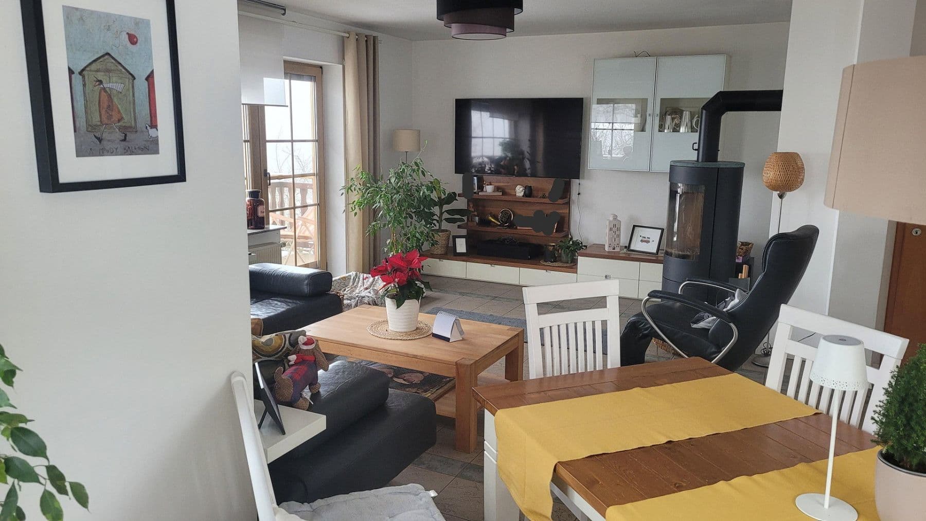 Predaj domu 170 m², pozemek 1.400 m², Burghaun, Hesensko Predaj domu 170 m², pozemek 1.400 m², Burghaun, Hesensko