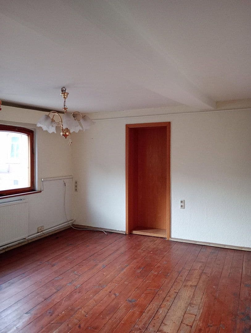 Predaj domu 170 m², pozemek 394 m², Kirchgasse 1, Urbach, Durínsko Predaj domu 170 m², pozemek 394 m², Kirchgasse 1, Urbach, Durínsko