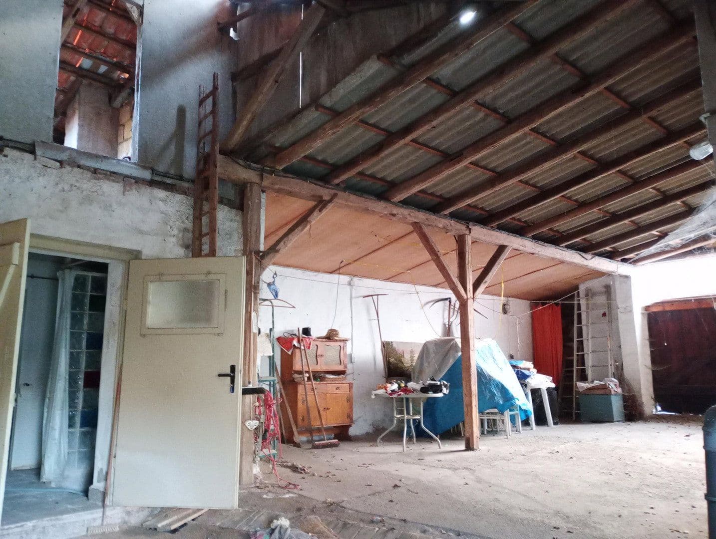 Predaj domu 170 m², pozemek 394 m², Kirchgasse 1, Urbach, Durínsko Predaj domu 170 m², pozemek 394 m², Kirchgasse 1, Urbach, Durínsko