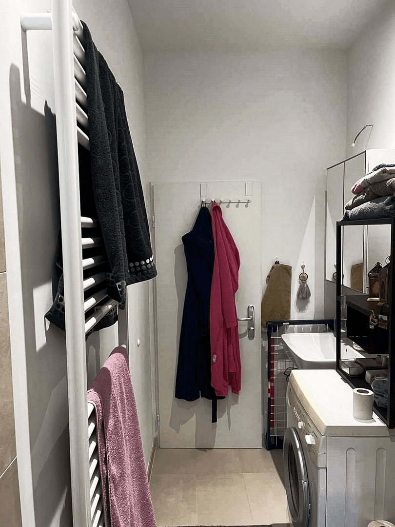 Prenájom bytu 2-izbový 59 m², Berlin, Berlín Prenájom bytu 2-izbový 59 m², Berlin, Berlín