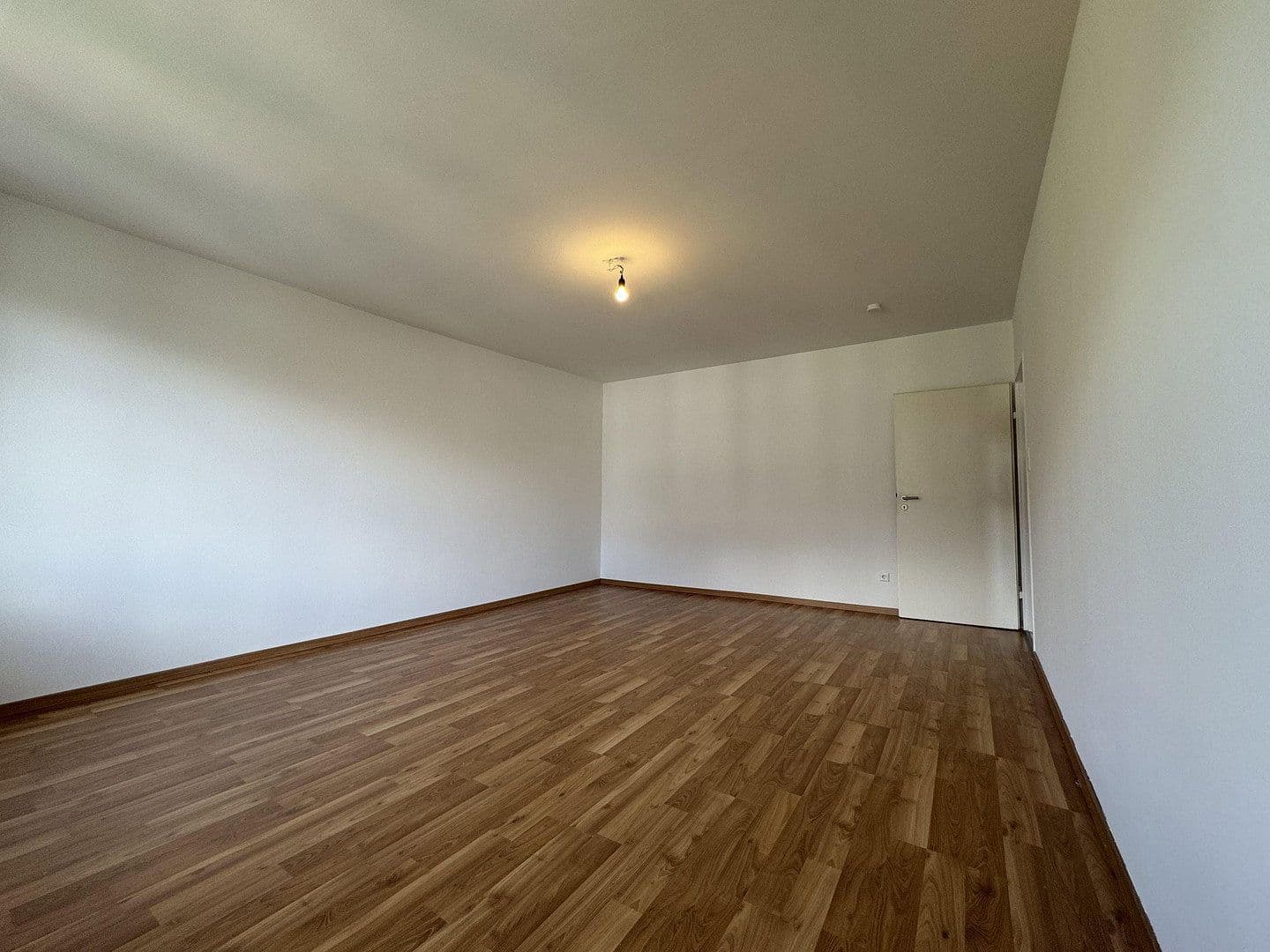 Prenájom bytu 2-izbový 66 m², Berger Straße 100, Frankfurt am Main, Hesensko Prenájom bytu 2-izbový 66 m², Berger Straße 100, Frankfurt am Main, Hesensko