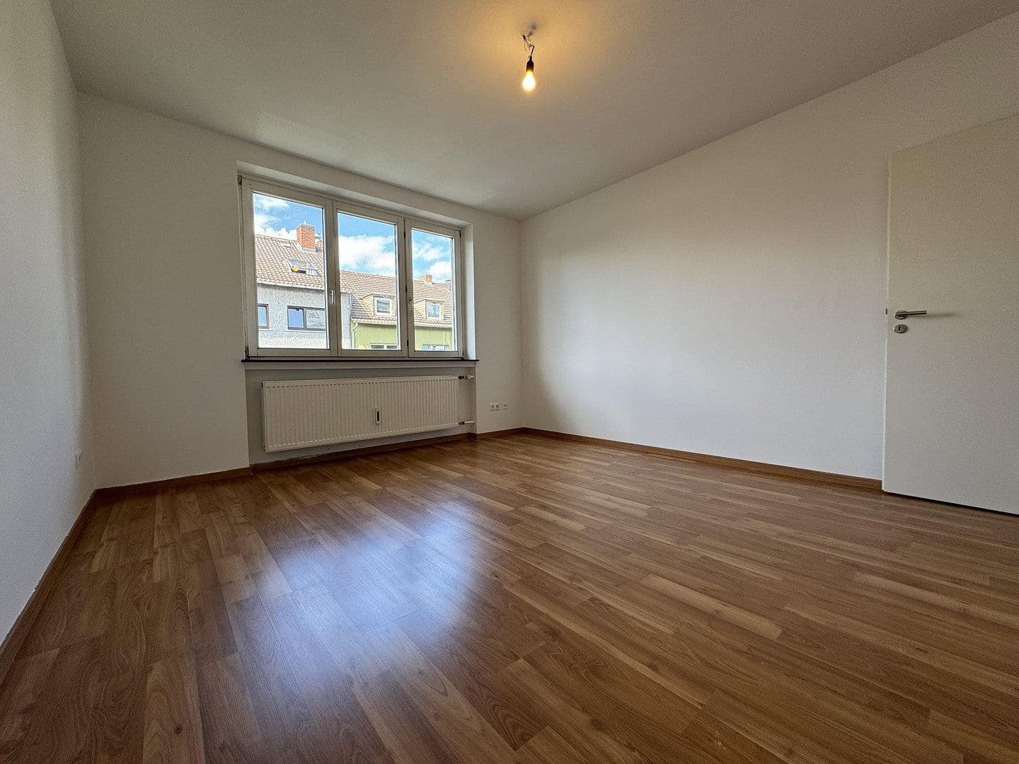 Prenájom bytu 2-izbový 66 m², Berger Straße 100, Frankfurt am Main, Hesensko Prenájom bytu 2-izbový 66 m², Berger Straße 100, Frankfurt am Main, Hesensko
