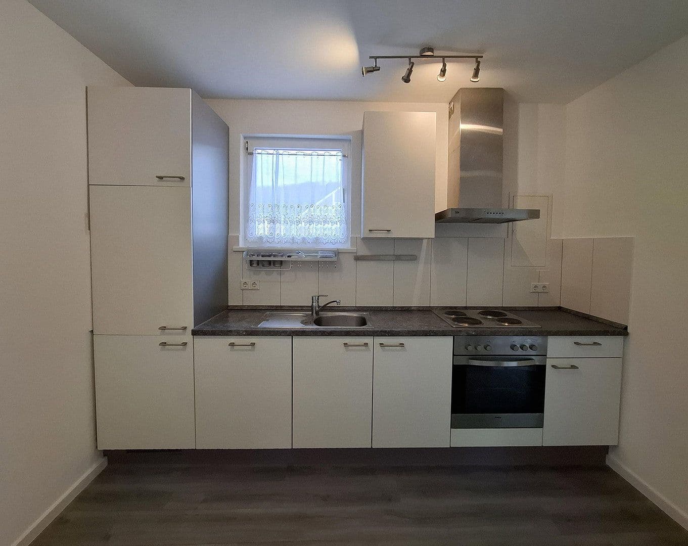 Predaj bytu 2-izbový 36 m², Trier, Porýnie-Falcko Predaj bytu 2-izbový 36 m², Trier, Porýnie-Falcko