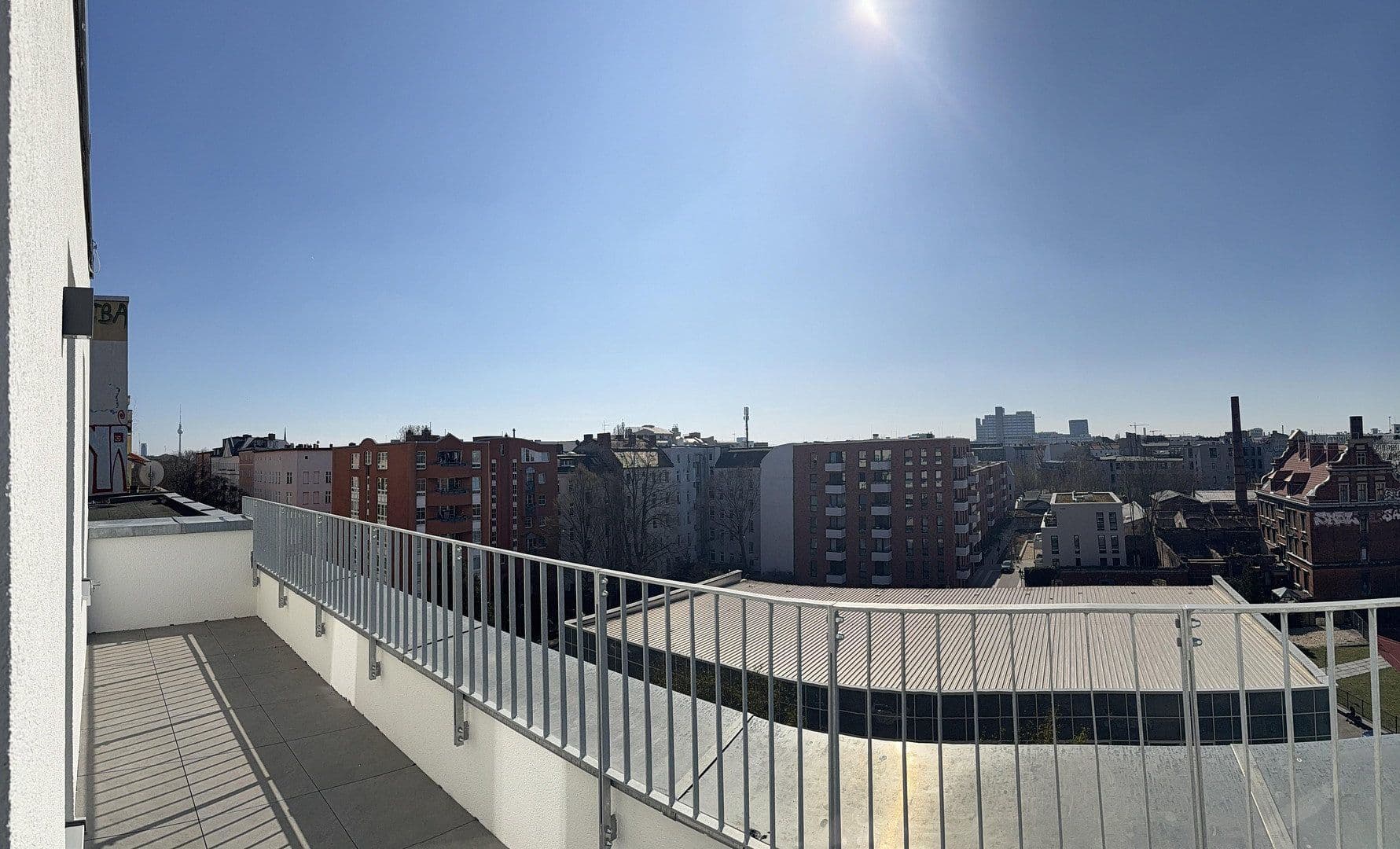 Prenájom bytu 1-izbový 32 m², Wiesenstraße 11, Berlin, Berlín Prenájom bytu 1-izbový 32 m², Wiesenstraße 11, Berlin, Berlín