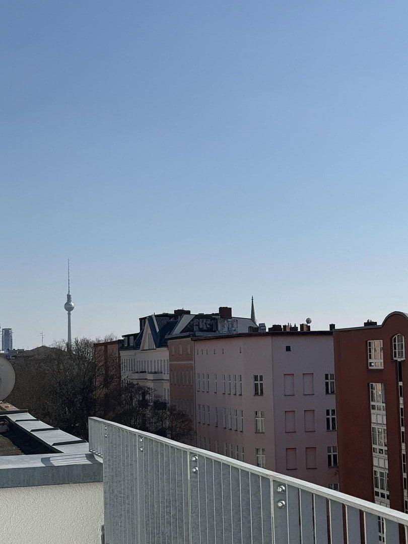 Prenájom bytu 1-izbový 32 m², Wiesenstraße 11, Berlin, Berlín Prenájom bytu 1-izbový 32 m², Wiesenstraße 11, Berlin, Berlín