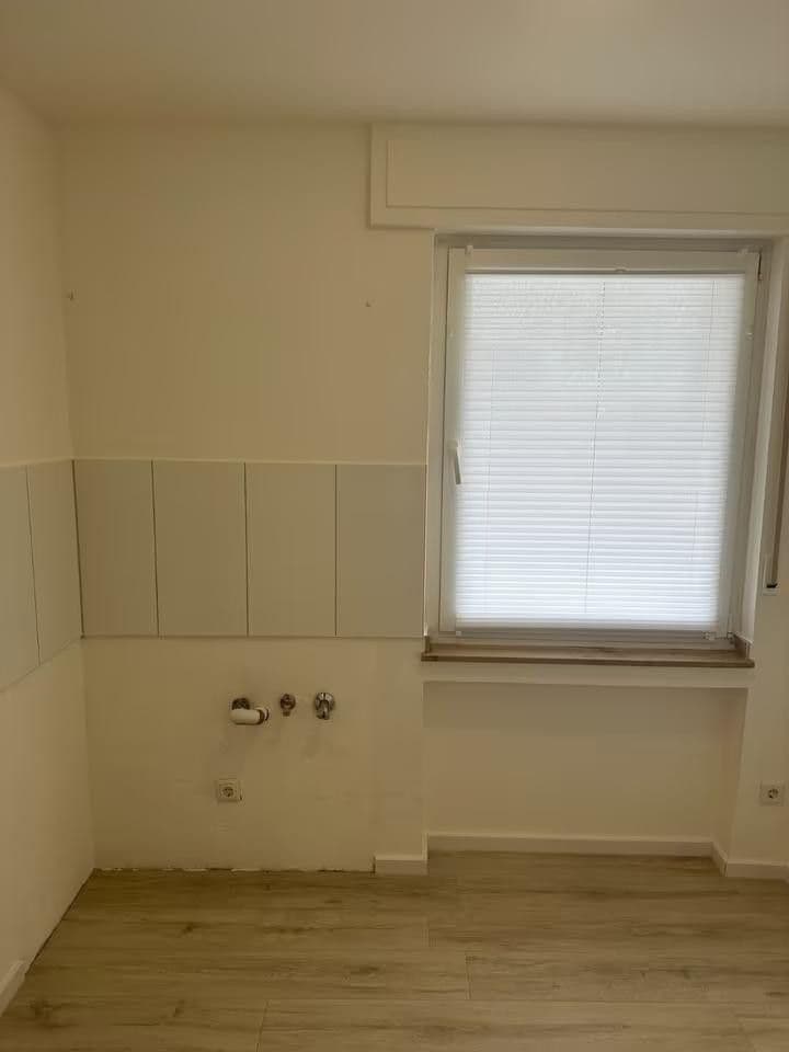 Prenájom bytu 1-izbový 45 m², Kronenstraße 19a, Krefeld, Severné Porýnie - Westfálsko Prenájom bytu 1-izbový 45 m², Kronenstraße 19a, Krefeld, Severné Porýnie - Westfálsko