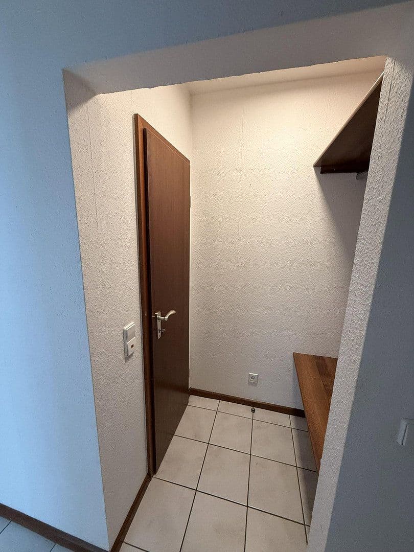 Prenájom bytu 3-izbový 89 m², Schützenstraße 6, Koblenz, Porýnie-Falcko Prenájom bytu 3-izbový 89 m², Schützenstraße 6, Koblenz, Porýnie-Falcko