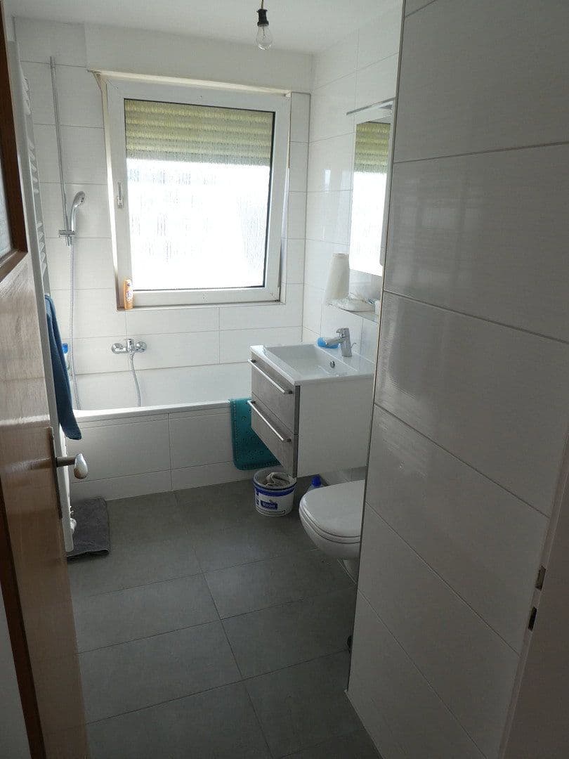 Prenájom bytu 3-izbový 79 m², Sausenheimerstr. 33, Grünstadt, Porýnie-Falcko Prenájom bytu 3-izbový 79 m², Sausenheimerstr. 33, Grünstadt, Porýnie-Falcko