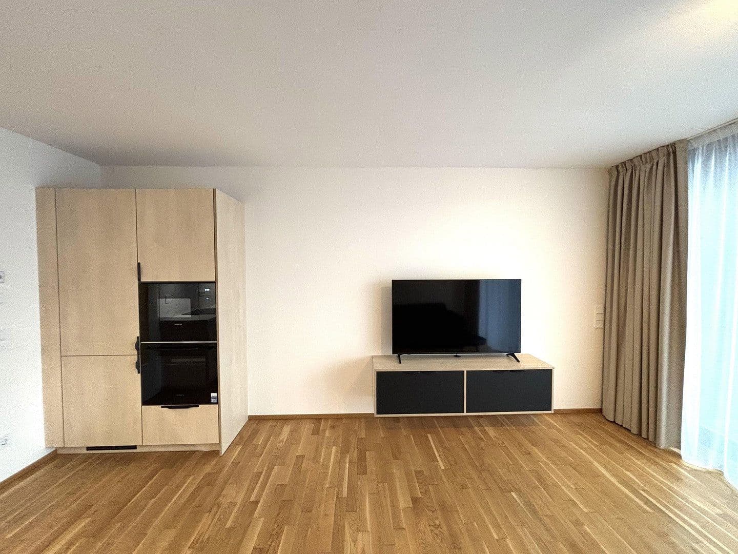 Prenájom bytu 1-izbový 40 m², Leipziger Straße 35A, Dresden, Sasko Prenájom bytu 1-izbový 40 m², Leipziger Straße 35A, Dresden, Sasko