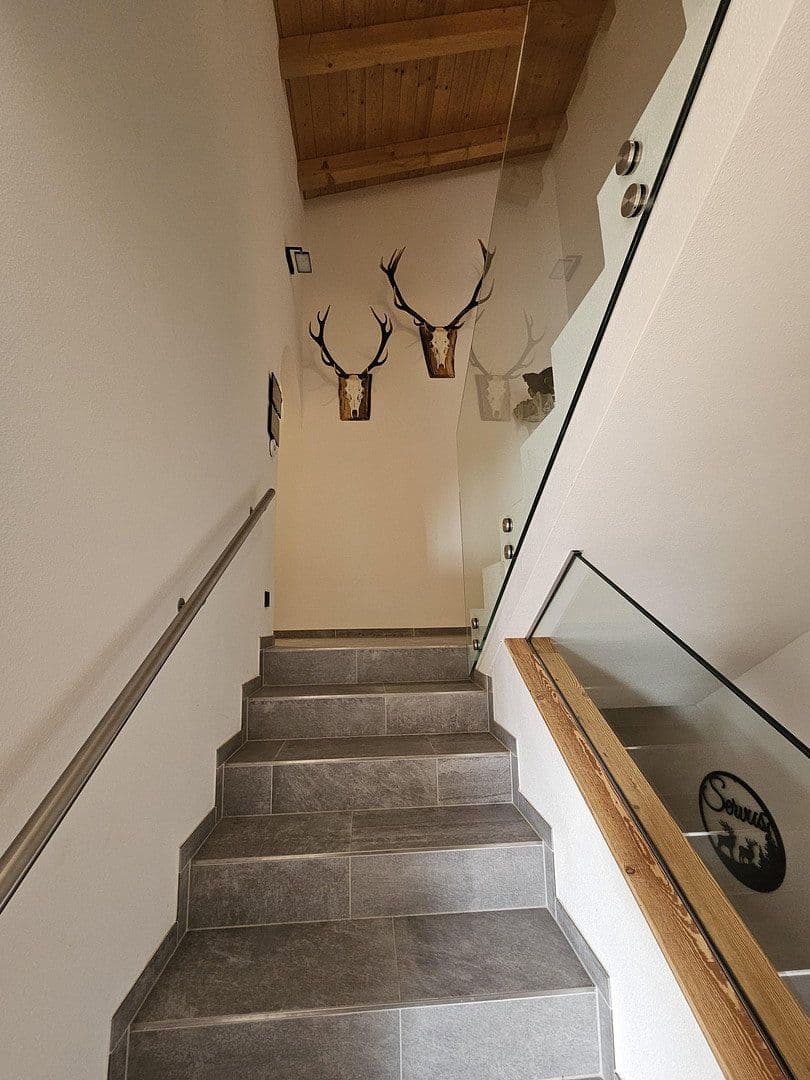 Prenájom bytu 3-izbový 101 m², Haiming, Tirolsko Prenájom bytu 3-izbový 101 m², Haiming, Tirolsko