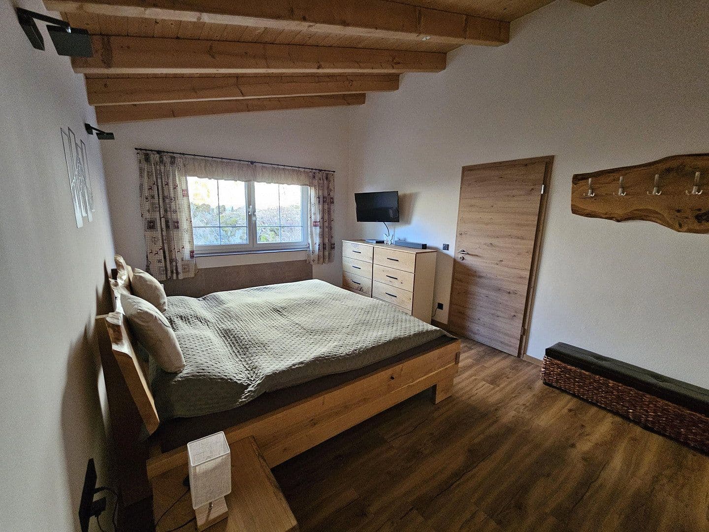 Prenájom bytu 3-izbový 101 m², Haiming, Tirolsko Prenájom bytu 3-izbový 101 m², Haiming, Tirolsko