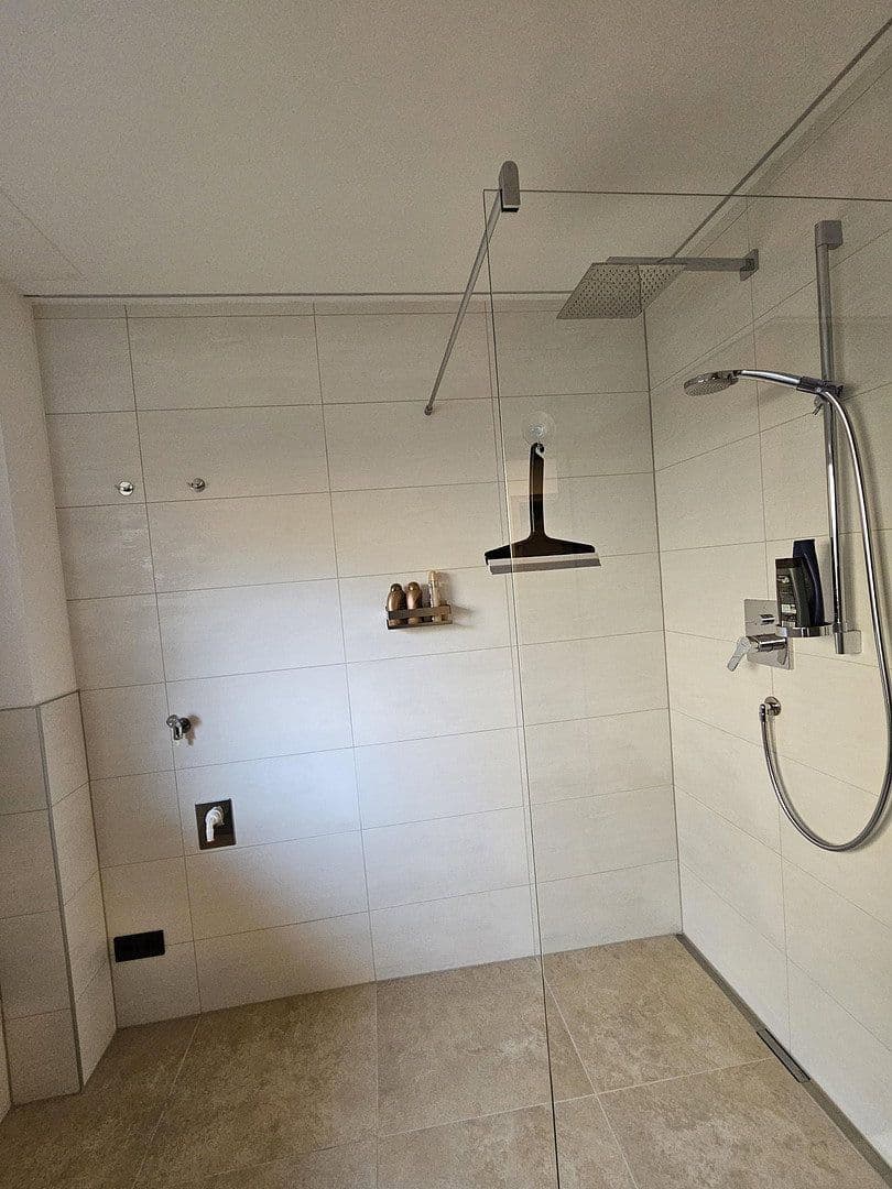 Prenájom bytu 3-izbový 101 m², Haiming, Tirolsko Prenájom bytu 3-izbový 101 m², Haiming, Tirolsko