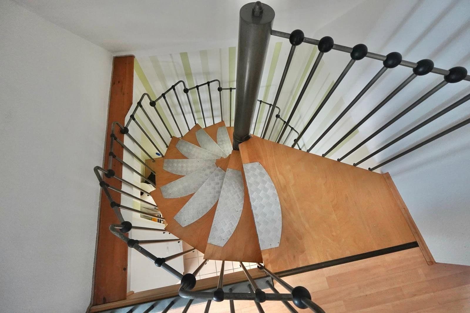 Prenájom domu 128 m², pozemek 516 m², Raunheim, Hesensko Prenájom domu 128 m², pozemek 516 m², Raunheim, Hesensko