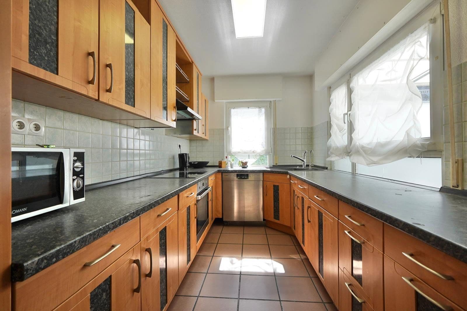 Prenájom domu 128 m², pozemek 516 m², Raunheim, Hesensko Prenájom domu 128 m², pozemek 516 m², Raunheim, Hesensko