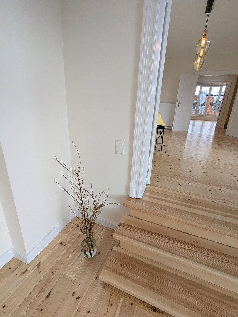 Predaj bytu 4-izbový 124 m², Liselotte-Hermann-Str. 5, Berlin, Berlín Predaj bytu 4-izbový 124 m², Liselotte-Hermann-Str. 5, Berlin, Berlín