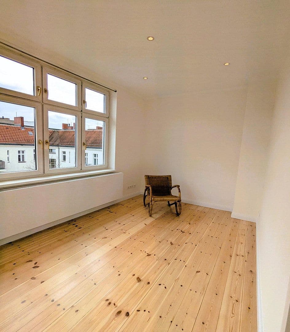 Predaj bytu 4-izbový 124 m², Liselotte-Hermann-Str. 5, Berlin, Berlín Predaj bytu 4-izbový 124 m², Liselotte-Hermann-Str. 5, Berlin, Berlín