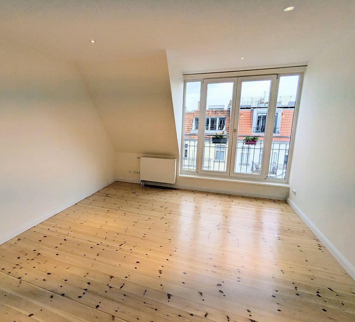 Predaj bytu 4-izbový 124 m², Liselotte-Hermann-Str. 5, Berlin, Berlín Predaj bytu 4-izbový 124 m², Liselotte-Hermann-Str. 5, Berlin, Berlín