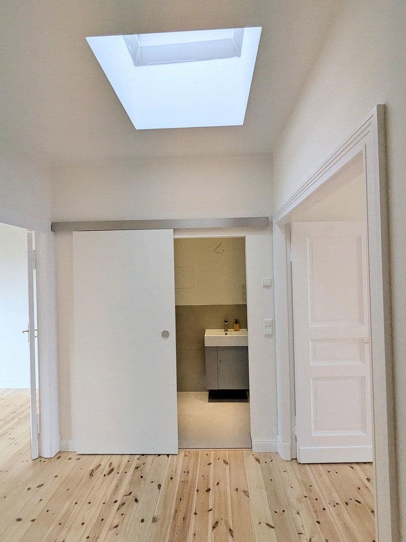 Predaj bytu 4-izbový 124 m², Liselotte-Hermann-Str. 5, Berlin, Berlín Predaj bytu 4-izbový 124 m², Liselotte-Hermann-Str. 5, Berlin, Berlín