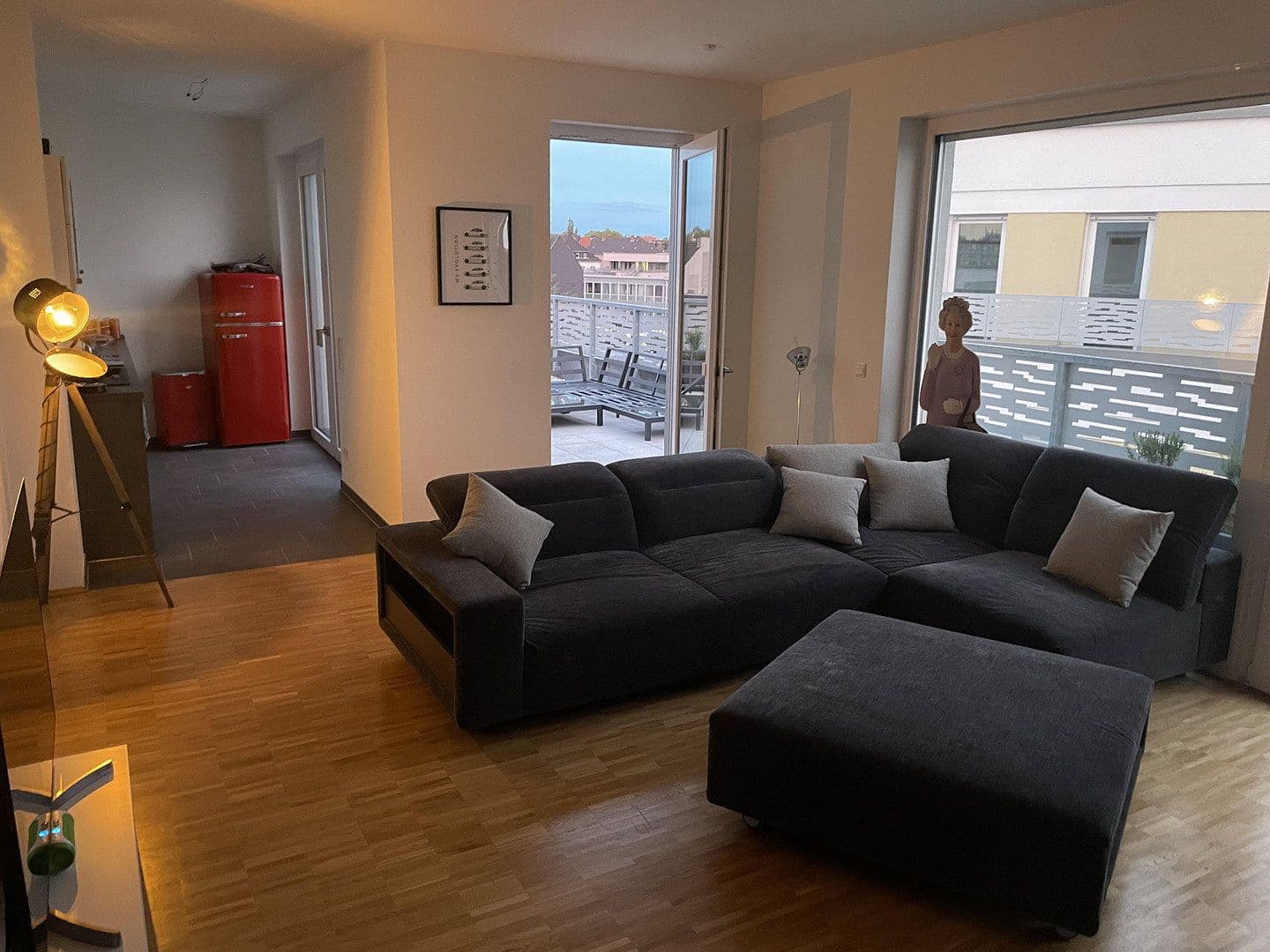 Prenájom bytu 2-izbový 76 m², Hermannshöhe 42a, Bochum, Severné Porýnie - Westfálsko Prenájom bytu 2-izbový 76 m², Hermannshöhe 42a, Bochum, Severné Porýnie - Westfálsko