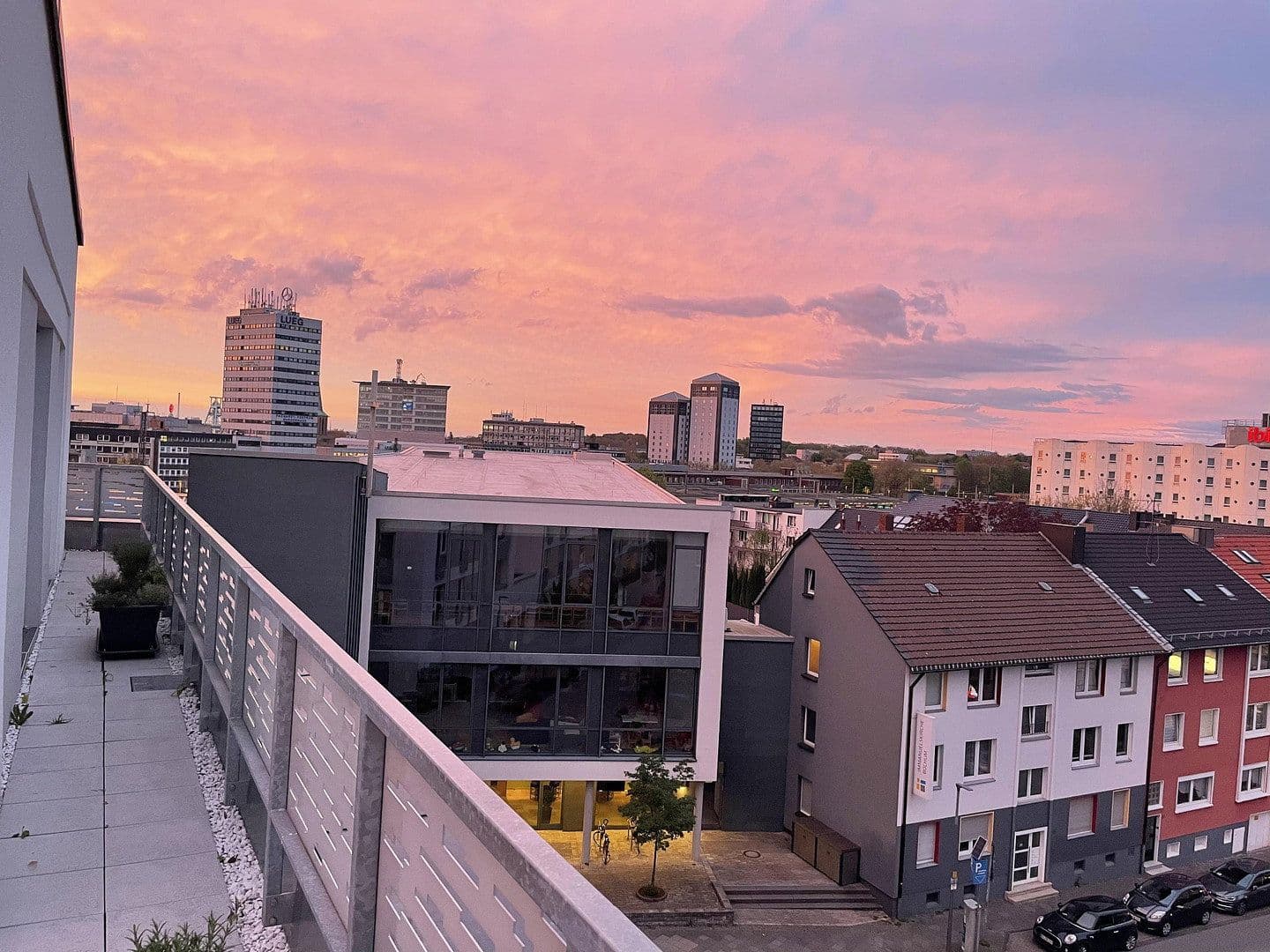 Prenájom bytu 2-izbový 76 m², Hermannshöhe 42a, Bochum, Severné Porýnie - Westfálsko Prenájom bytu 2-izbový 76 m², Hermannshöhe 42a, Bochum, Severné Porýnie - Westfálsko