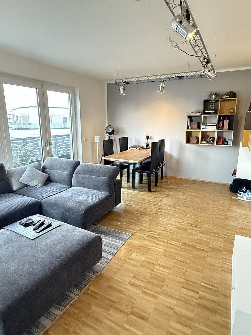 Prenájom bytu 2-izbový 76 m², Hermannshöhe 42a, Bochum, Severné Porýnie - Westfálsko Prenájom bytu 2-izbový 76 m², Hermannshöhe 42a, Bochum, Severné Porýnie - Westfálsko