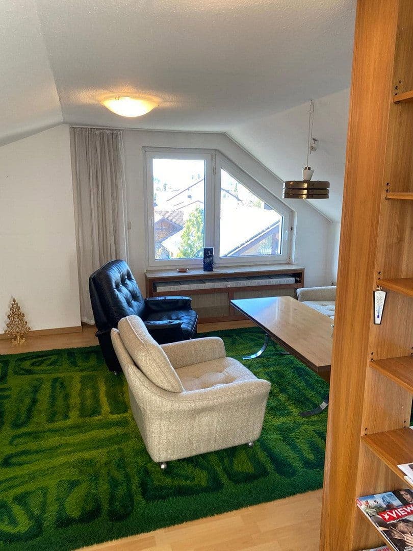 Prenájom bytu 2-izbový 85 m², Feldbergstr. 1, Keltern, Bádensko-Wurttembersko Prenájom bytu 2-izbový 85 m², Feldbergstr. 1, Keltern, Bádensko-Wurttembersko