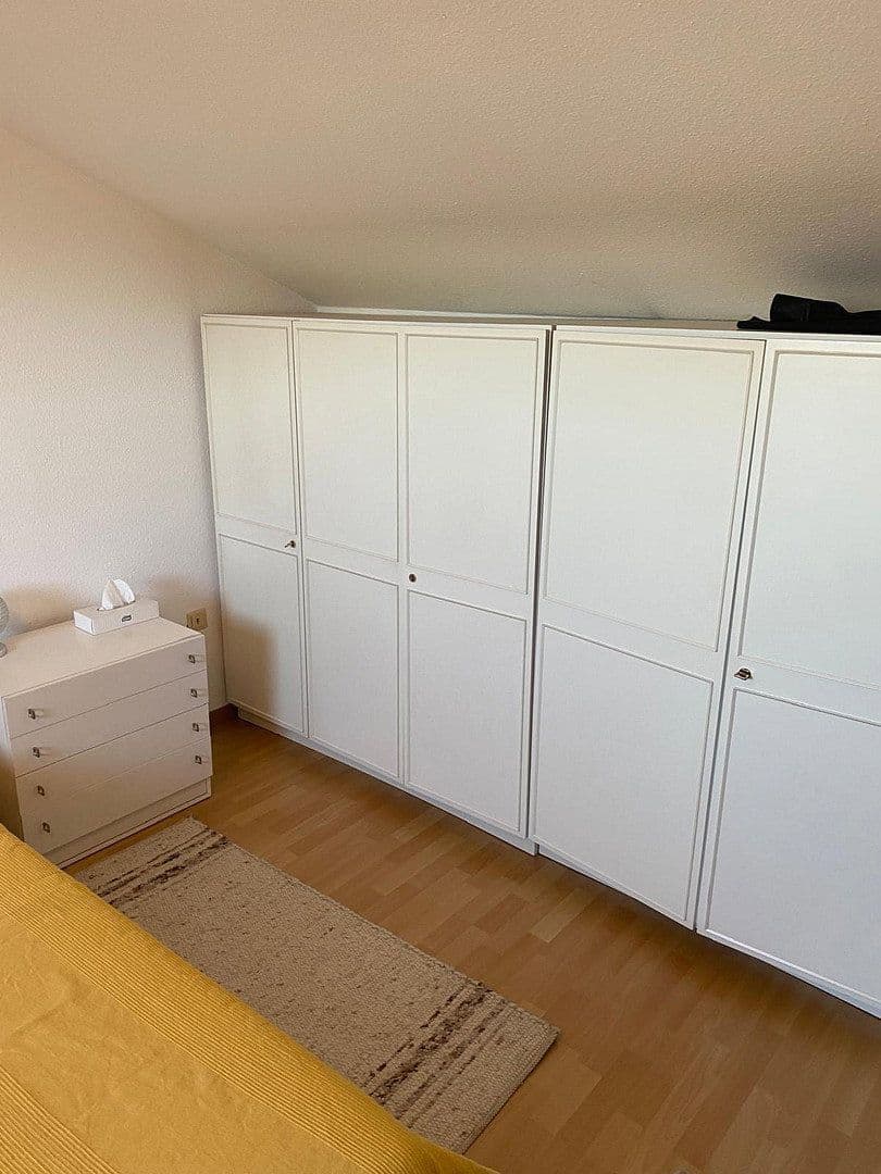 Prenájom bytu 2-izbový 85 m², Feldbergstr. 1, Keltern, Bádensko-Wurttembersko Prenájom bytu 2-izbový 85 m², Feldbergstr. 1, Keltern, Bádensko-Wurttembersko
