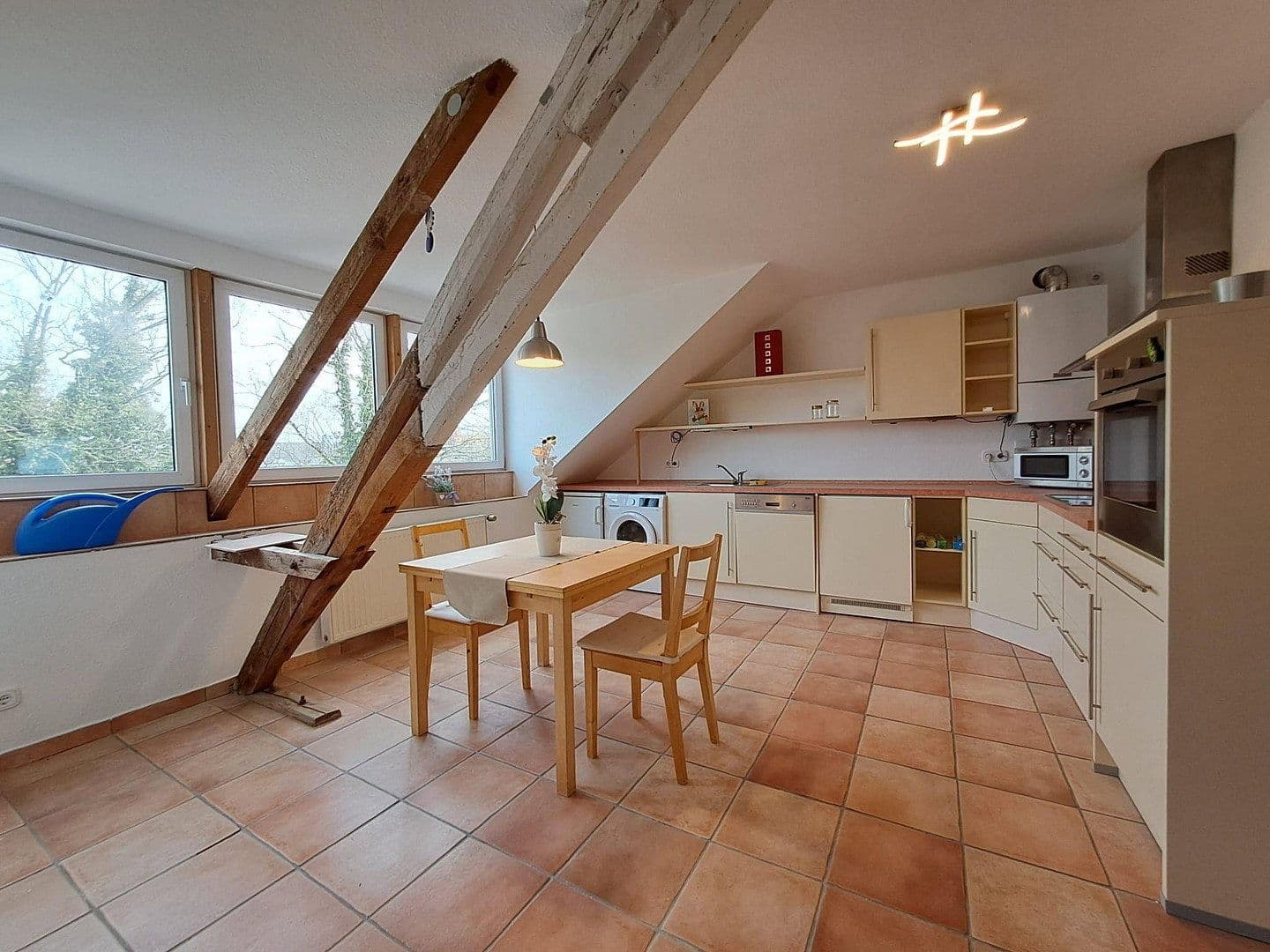 Predaj bytu 1-izbový 77 m², Junkerstr. 58, Aachen, Severné Porýnie - Westfálsko Predaj bytu 1-izbový 77 m², Junkerstr. 58, Aachen, Severné Porýnie - Westfálsko