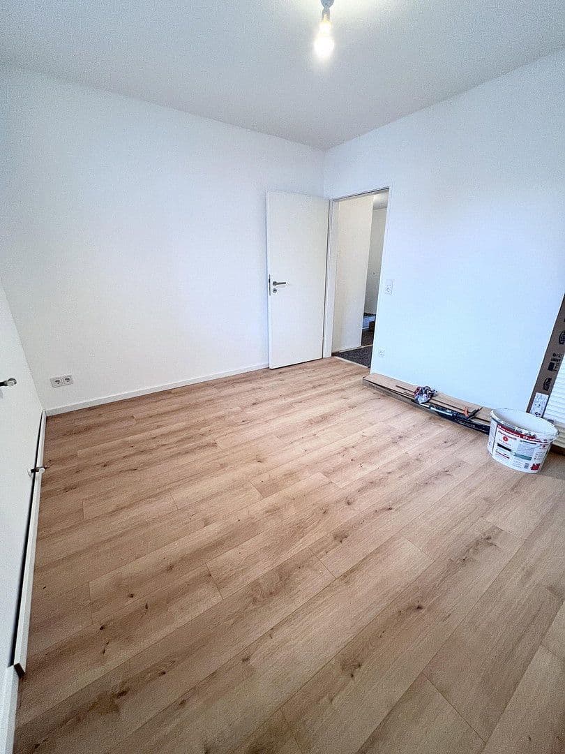 Prenájom bytu 3-izbový 78 m², Fürth, Bavorsko Prenájom bytu 3-izbový 78 m², Fürth, Bavorsko