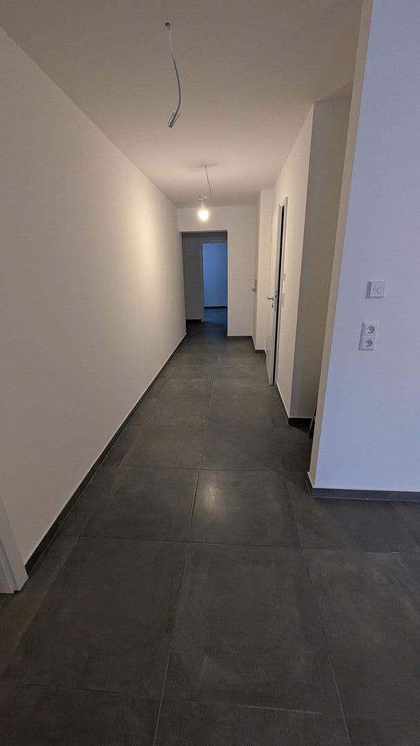 Prenájom bytu 3-izbový 115 m², Gymnasiumstraße 79, Pforzheim, Bádensko-Wurttembersko Prenájom bytu 3-izbový 115 m², Gymnasiumstraße 79, Pforzheim, Bádensko-Wurttembersko