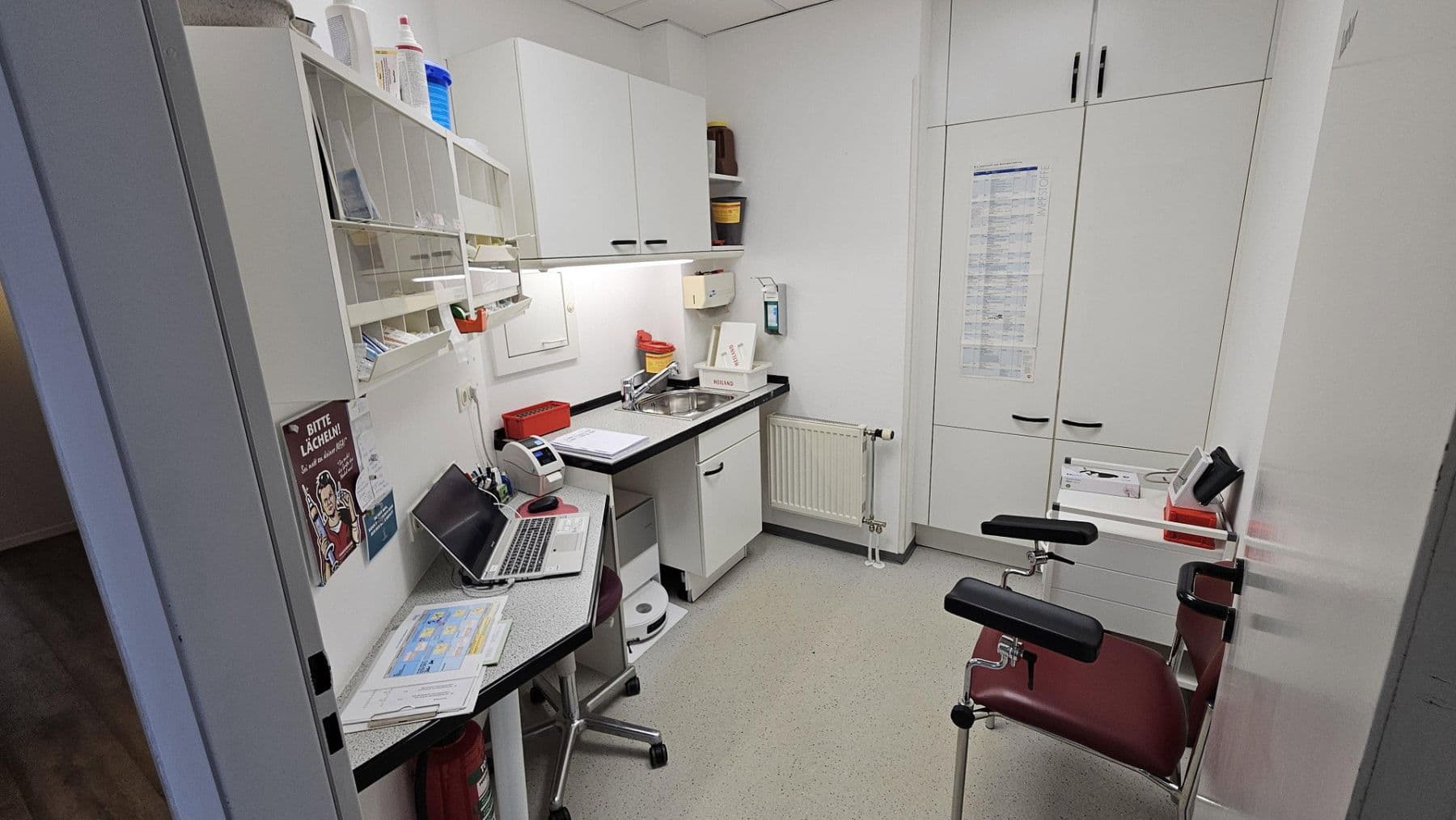 Prenájom kancelárie 137 m², Sepp-Straßberger-Str. 18, Kolbermoor, Bavorsko Prenájom kancelárie 137 m², Sepp-Straßberger-Str. 18, Kolbermoor, Bavorsko