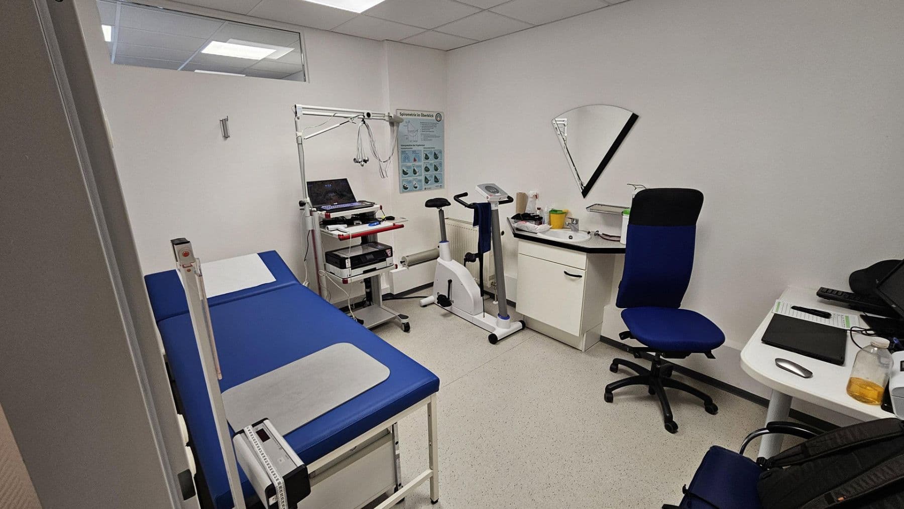 Prenájom kancelárie 137 m², Sepp-Straßberger-Str. 18, Kolbermoor, Bavorsko Prenájom kancelárie 137 m², Sepp-Straßberger-Str. 18, Kolbermoor, Bavorsko