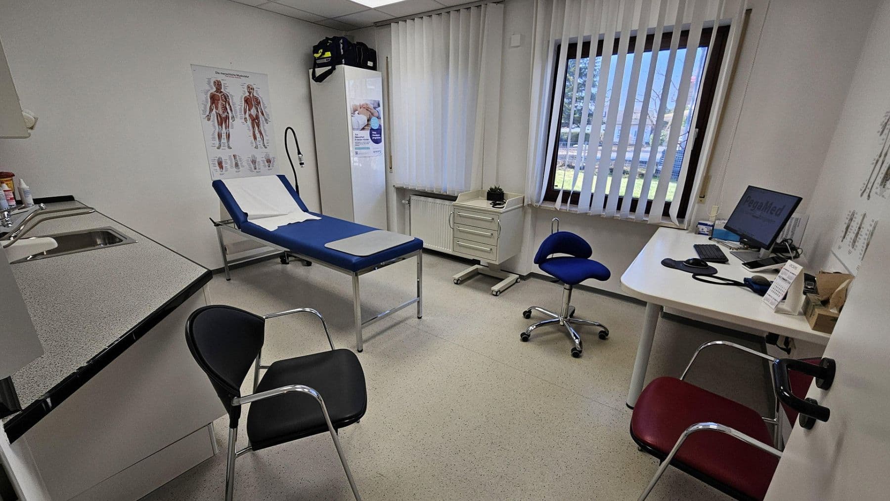 Prenájom kancelárie 137 m², Sepp-Straßberger-Str. 18, Kolbermoor, Bavorsko Prenájom kancelárie 137 m², Sepp-Straßberger-Str. 18, Kolbermoor, Bavorsko