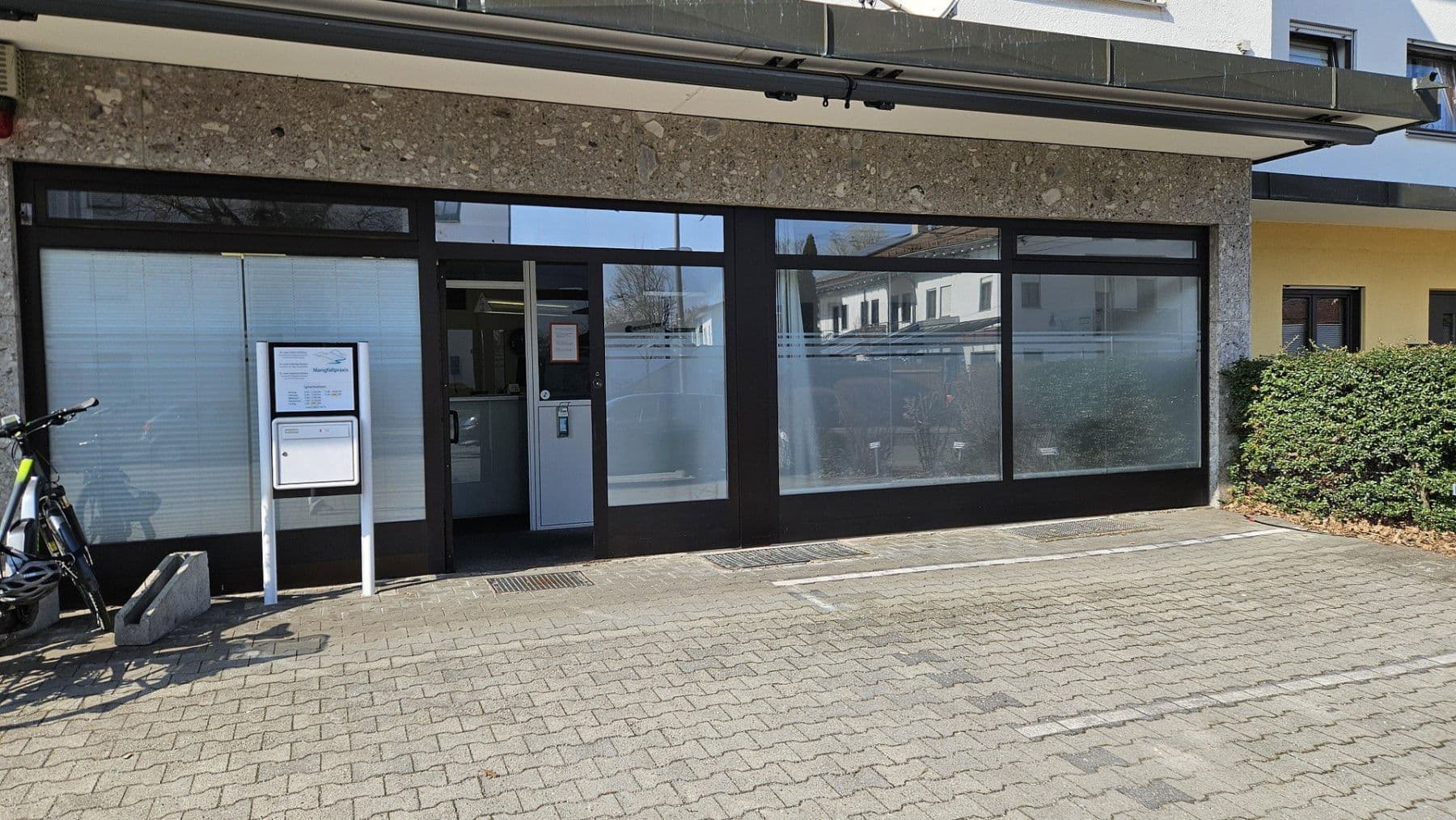 Prenájom kancelárie 137 m², Sepp-Straßberger-Str. 18, Kolbermoor, Bavorsko Prenájom kancelárie 137 m², Sepp-Straßberger-Str. 18, Kolbermoor, Bavorsko