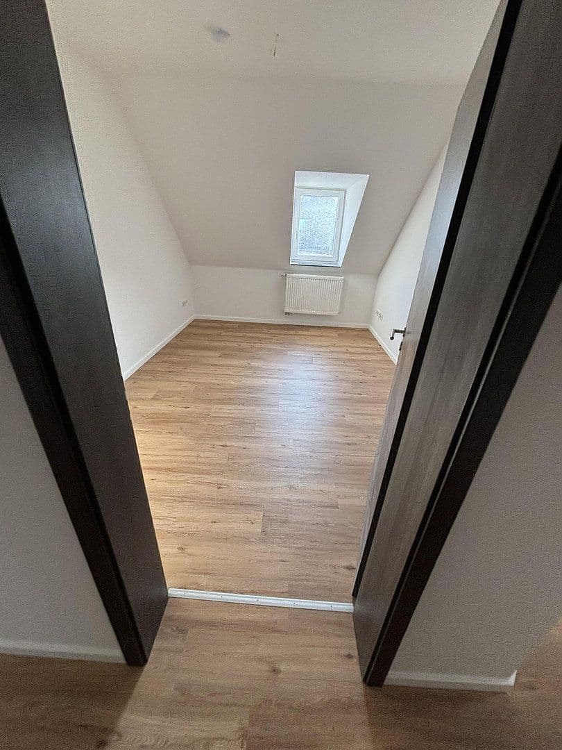 Prenájom bytu 3-izbový 77 m², Wiesbaden, Hesensko Prenájom bytu 3-izbový 77 m², Wiesbaden, Hesensko