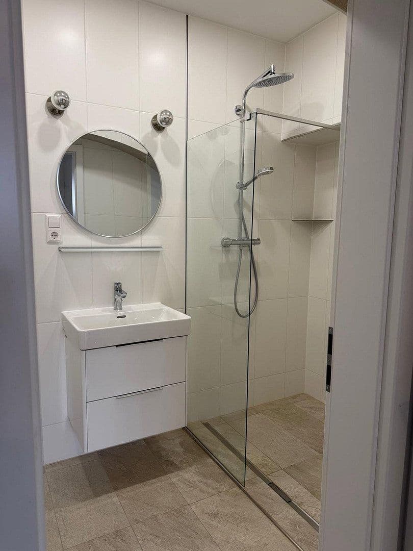 Prenájom bytu 2-izbový 69 m², Schickhardtstr. 47, Stuttgart, Bádensko-Wurttembersko Prenájom bytu 2-izbový 69 m², Schickhardtstr. 47, Stuttgart, Bádensko-Wurttembersko