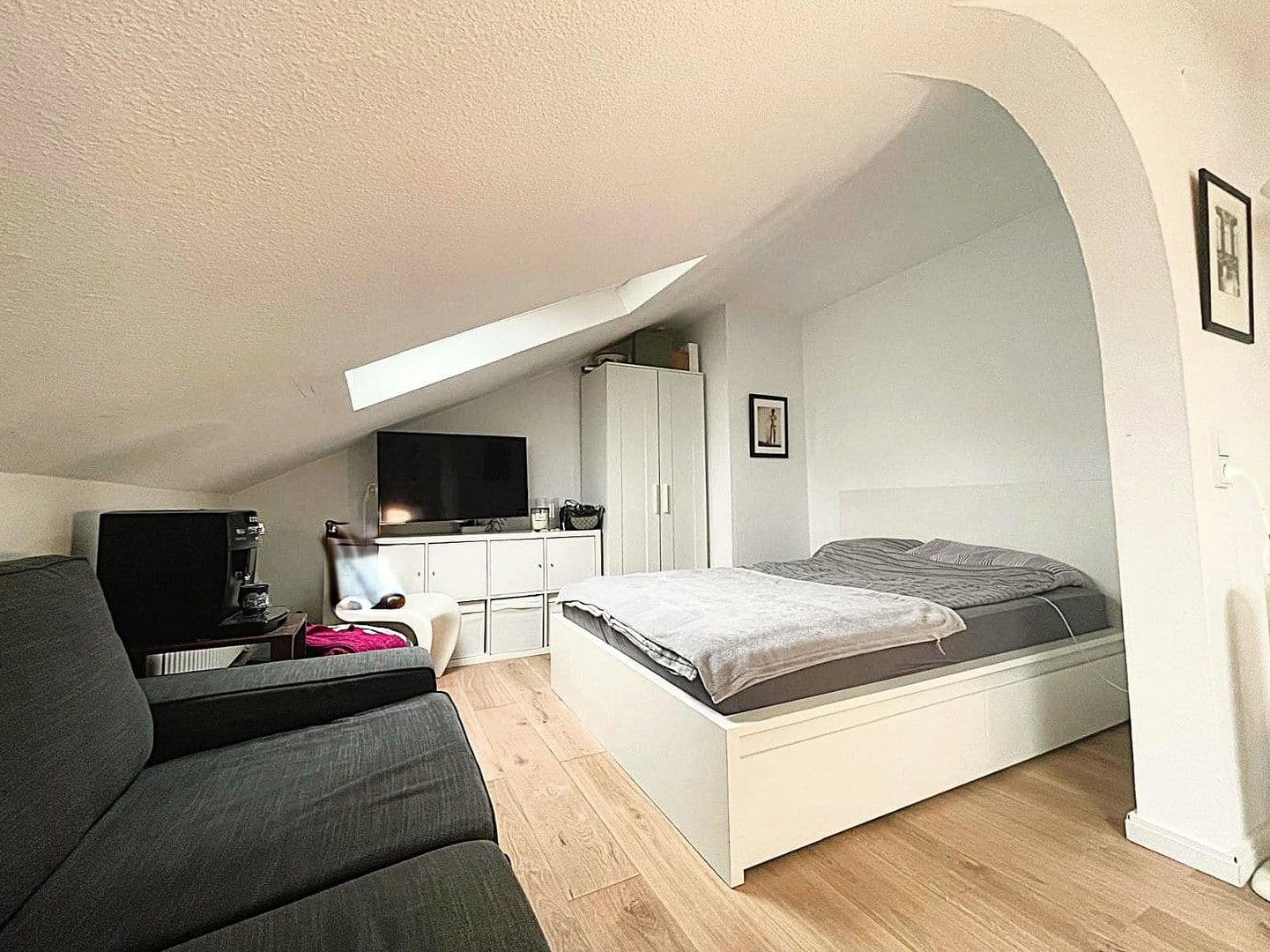 Predaj domu 300 m², pozemek 652 m², Dietzenbach, Hesensko Predaj domu 300 m², pozemek 652 m², Dietzenbach, Hesensko