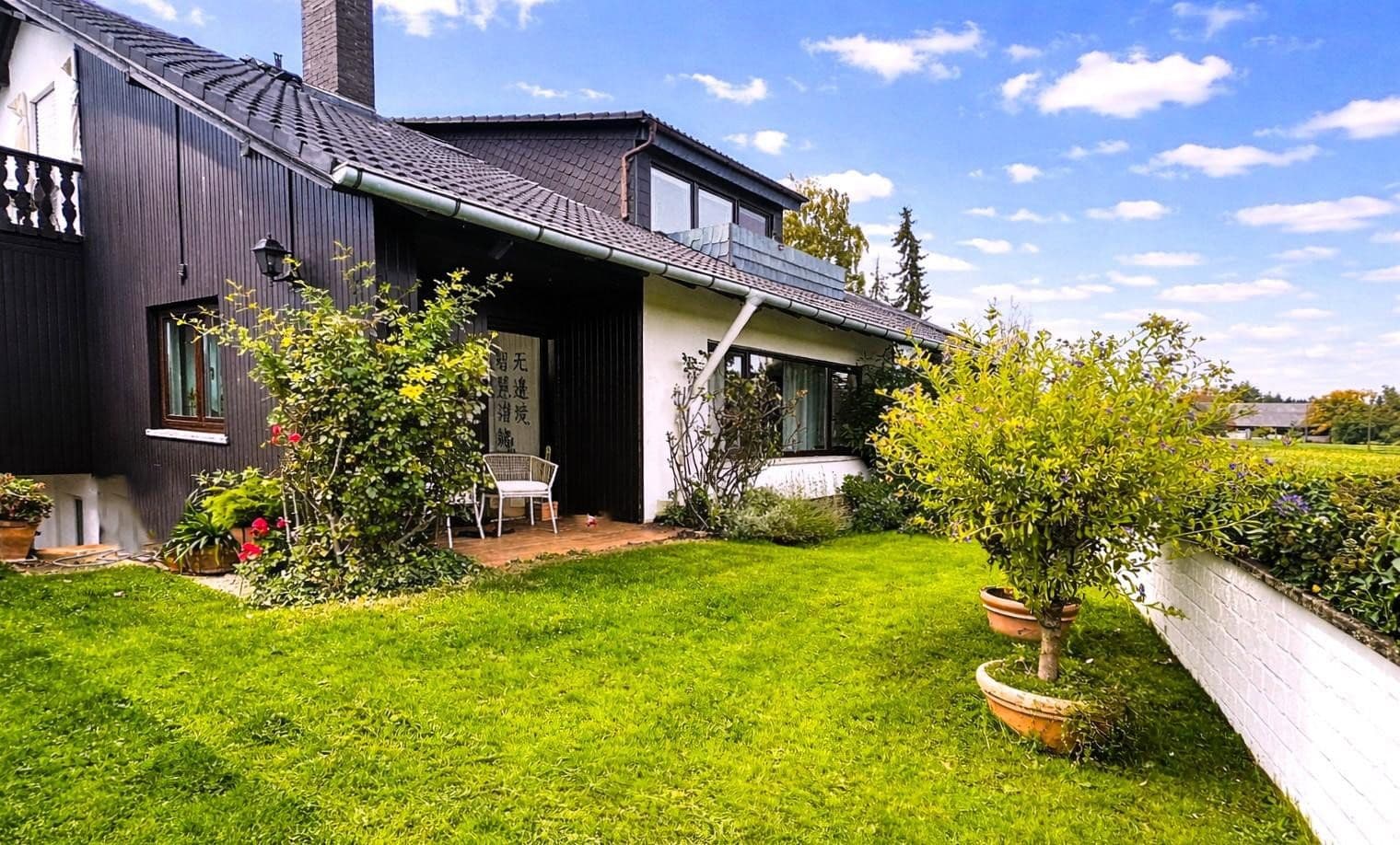 Predaj domu 300 m², pozemek 652 m², Dietzenbach, Hesensko Predaj domu 300 m², pozemek 652 m², Dietzenbach, Hesensko