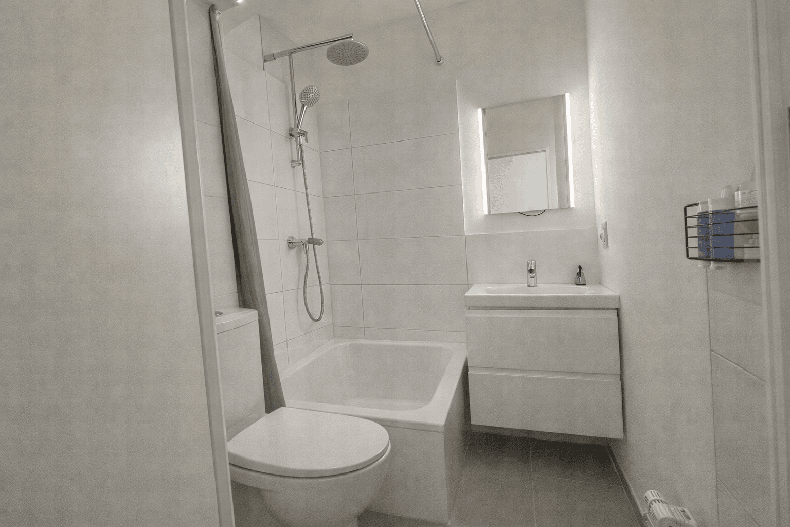 Prenájom bytu 1-izbový 17 m², München, Bavorsko Prenájom bytu 1-izbový 17 m², München, Bavorsko