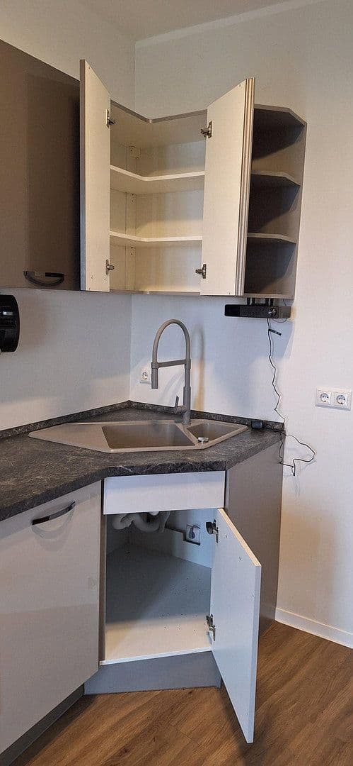 Prenájom bytu 2-izbový 61 m², Gutzmannstraße 8, Teupitz, Brandenbursko Prenájom bytu 2-izbový 61 m², Gutzmannstraße 8, Teupitz, Brandenbursko