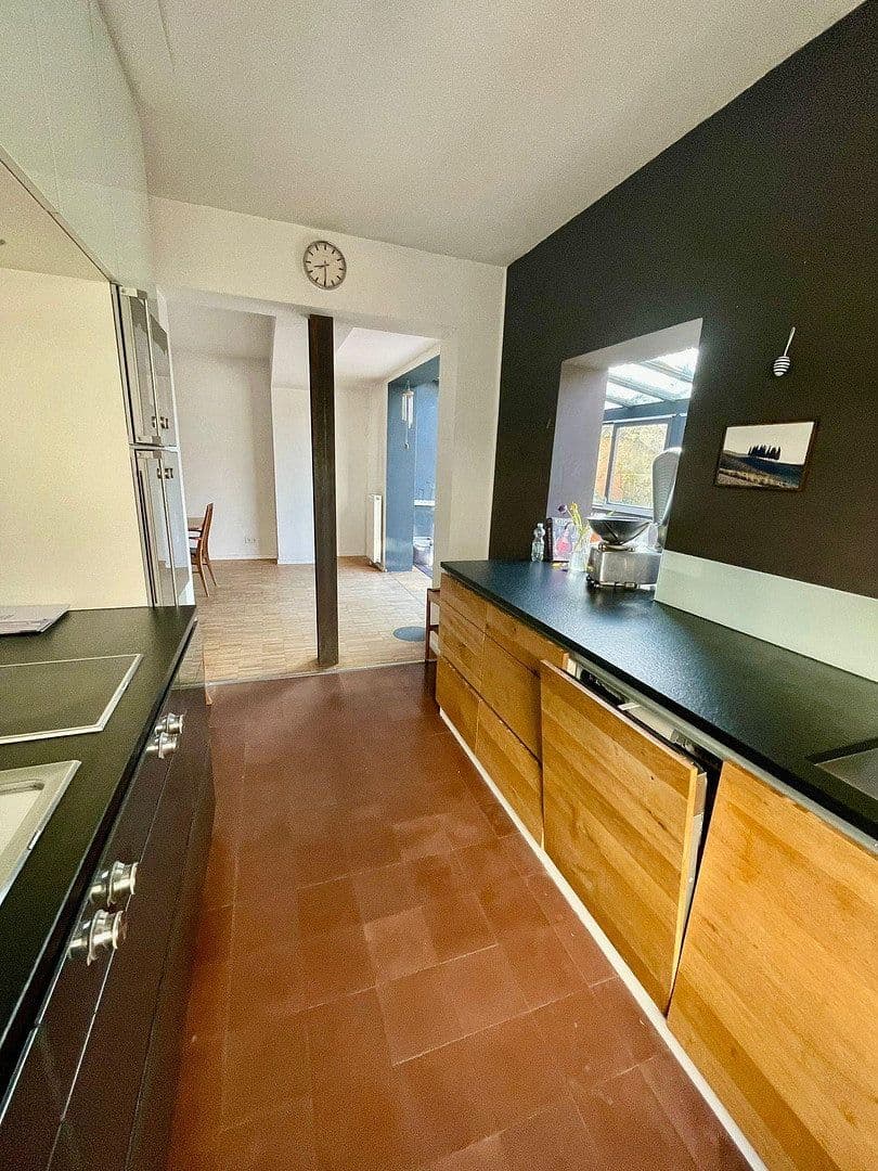 Predaj domu 199 m², pozemek 770 m², Luxemburger Str. 308, Hürth, Severné Porýnie - Westfálsko Predaj domu 199 m², pozemek 770 m², Luxemburger Str. 308, Hürth, Severné Porýnie - Westfálsko